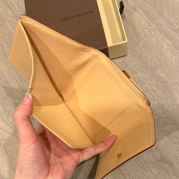 Louis Vuitton Murakami Porte Monnaie Carte Credit - Picture 7 of 17